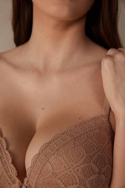 Intimissimi ženske 044-nežno bež spodnje perilo 2R8X613 silvia čipkasti nedrček push-up