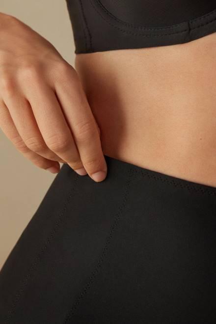 Intimissimi ženske 019-črna spodnje perilo 2R8X1121 kratke hlače iz surovega kroja iz mikrovlaken